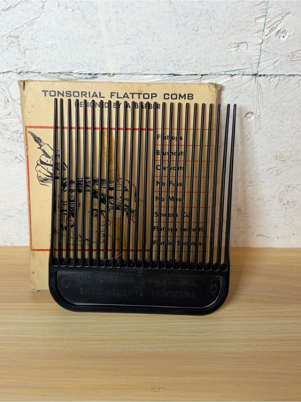 1950s Sorial Tonsorial Flattop Comb original packaging with comb - Picture 3 of 4